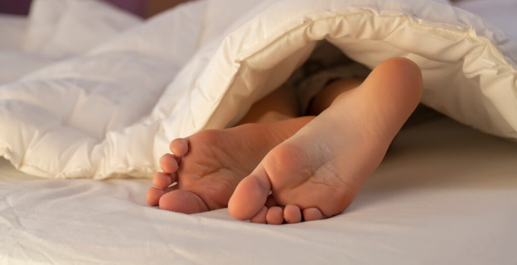 burning feet menopause perimenopause symptoms